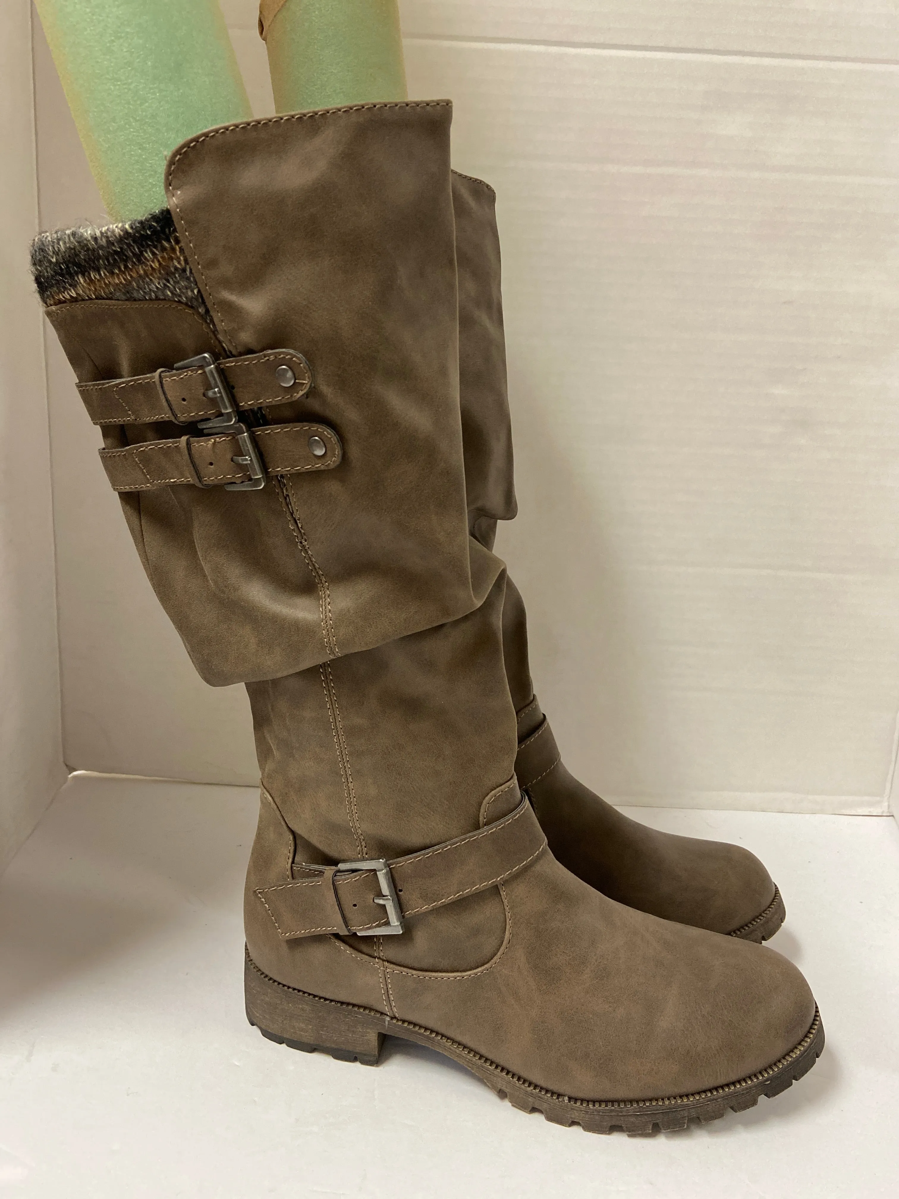 Boots Mid-calf Flats By Jelly Pop  Size: 8.5