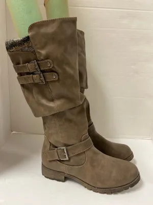 Boots Mid-calf Flats By Jelly Pop  Size: 8.5