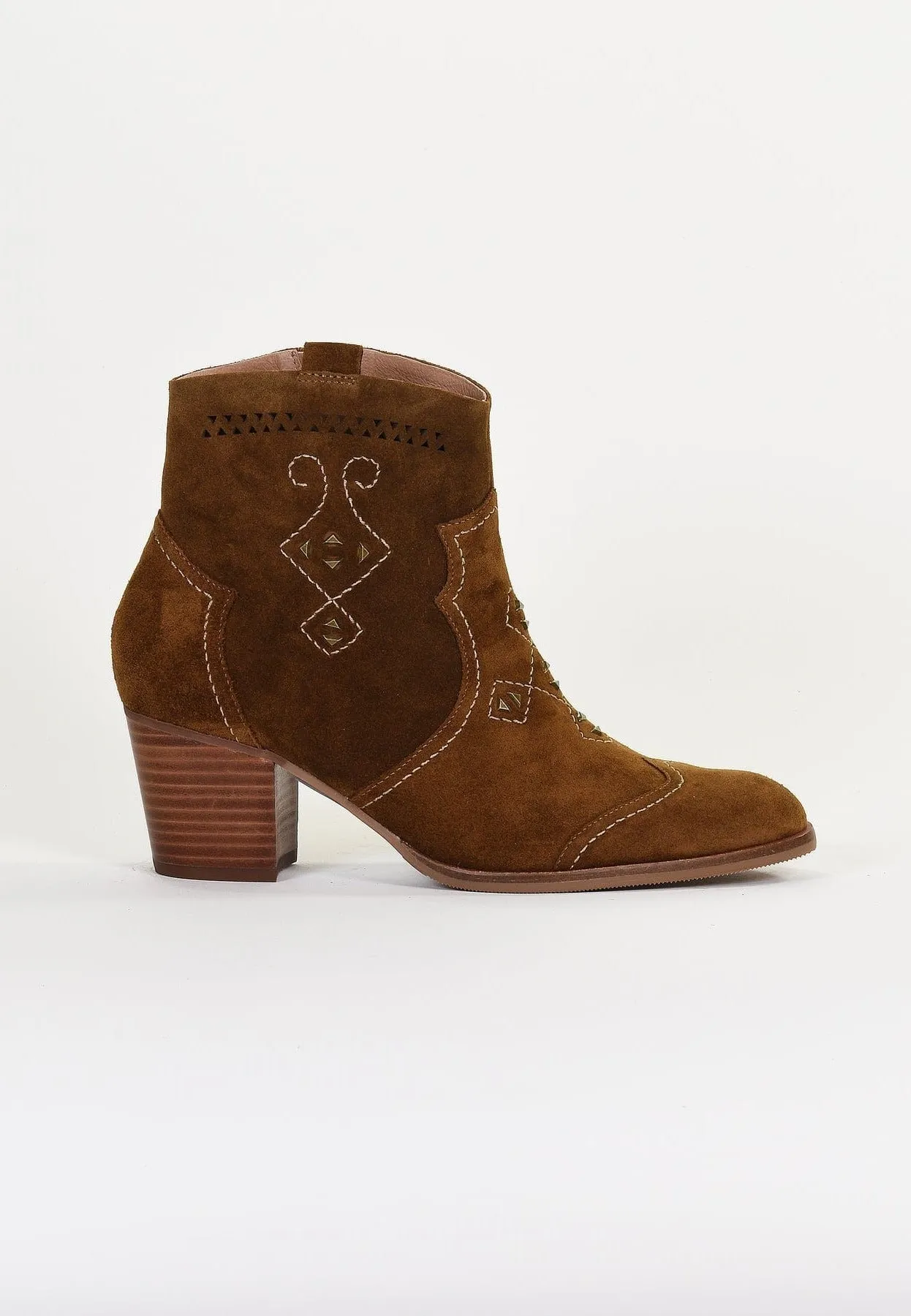 Emilie Karston Women's Glossy Cowgirl Boots- Camel