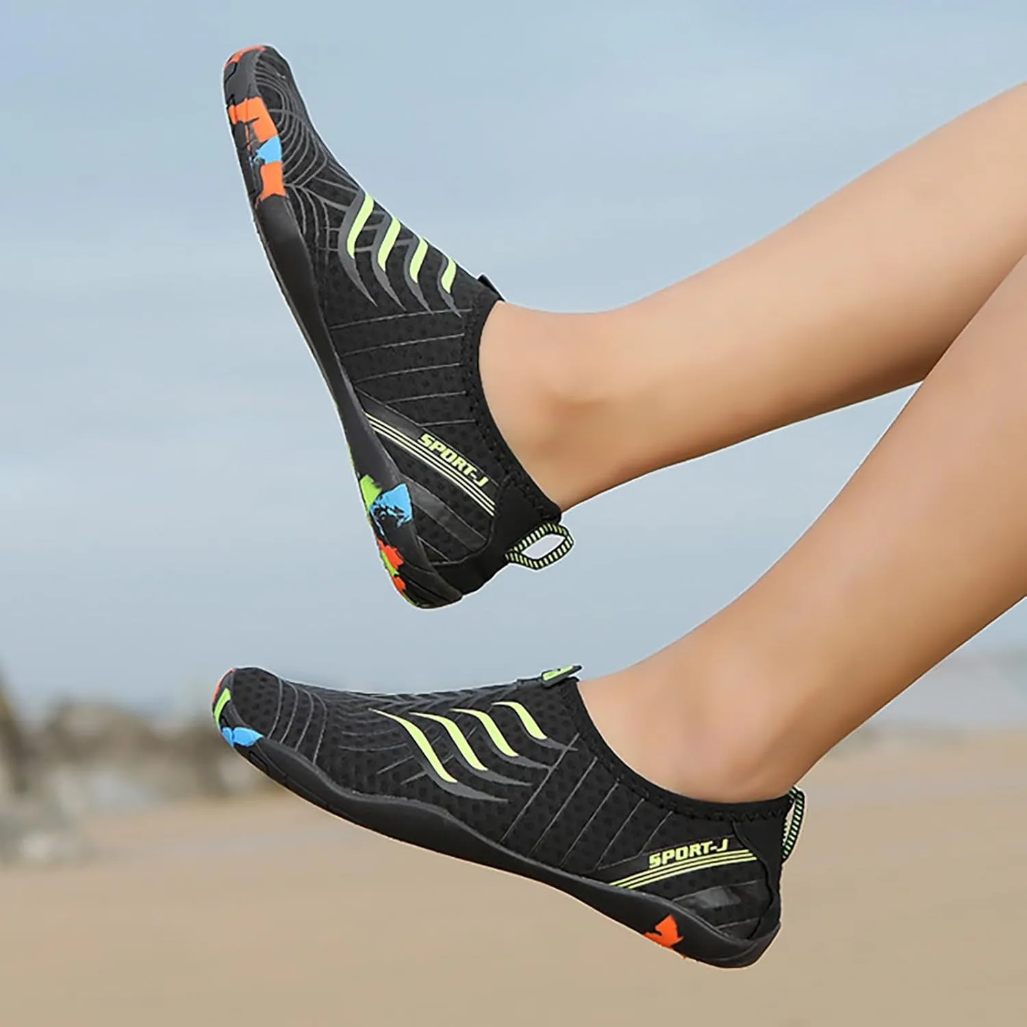 Quick Dry Water Shoes Mens Womens Barefoot Aqua Socks Swim Beach Pool Shoes Lightweight Outdoor Sports Hiking Surf Yoga Footwear