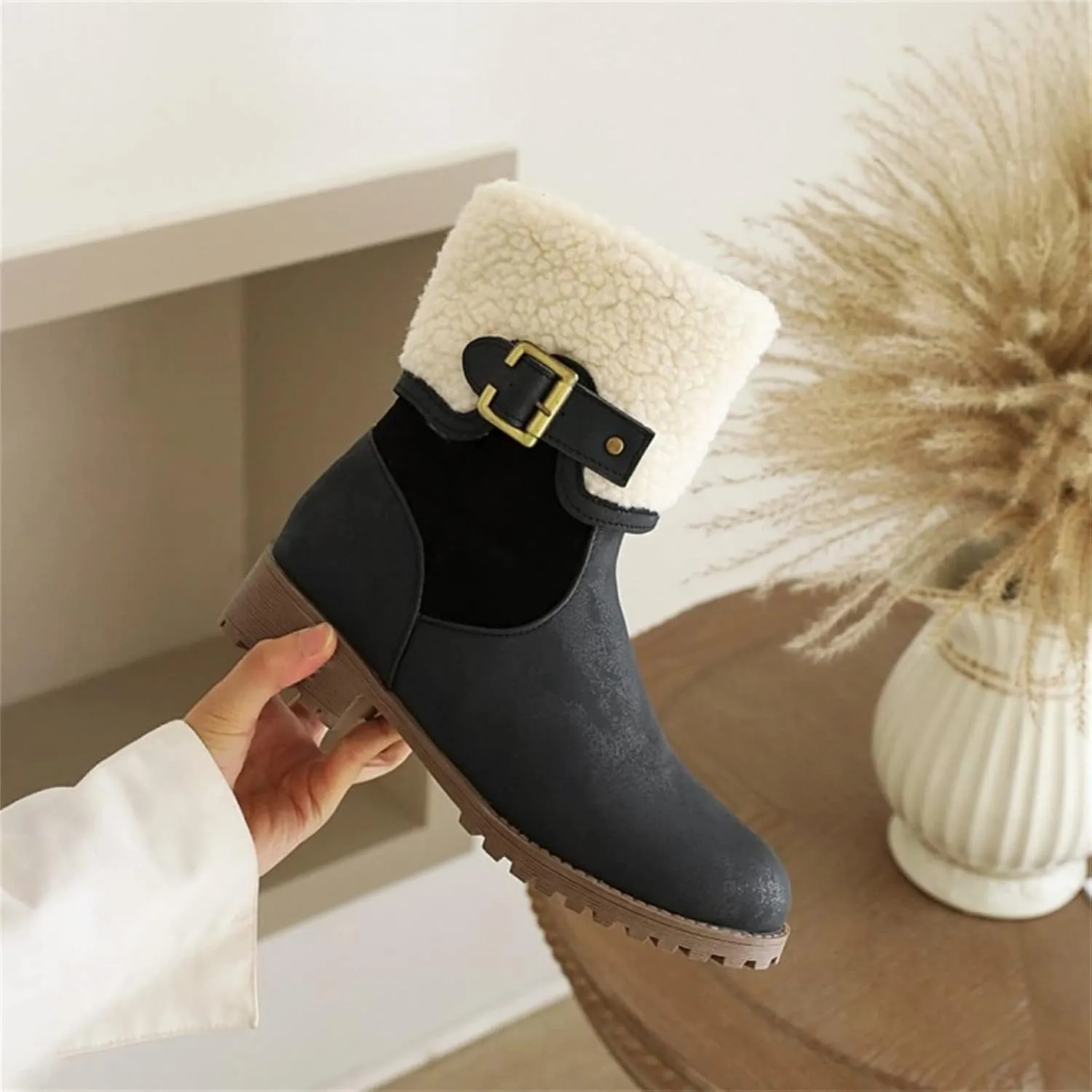 Women Snow Boots Waterproof Winter Boots Non Slip Warm Fur Booties Lightweight Slip on Ankle Boots Thickening Winter Shoes Walking Hiking Booties